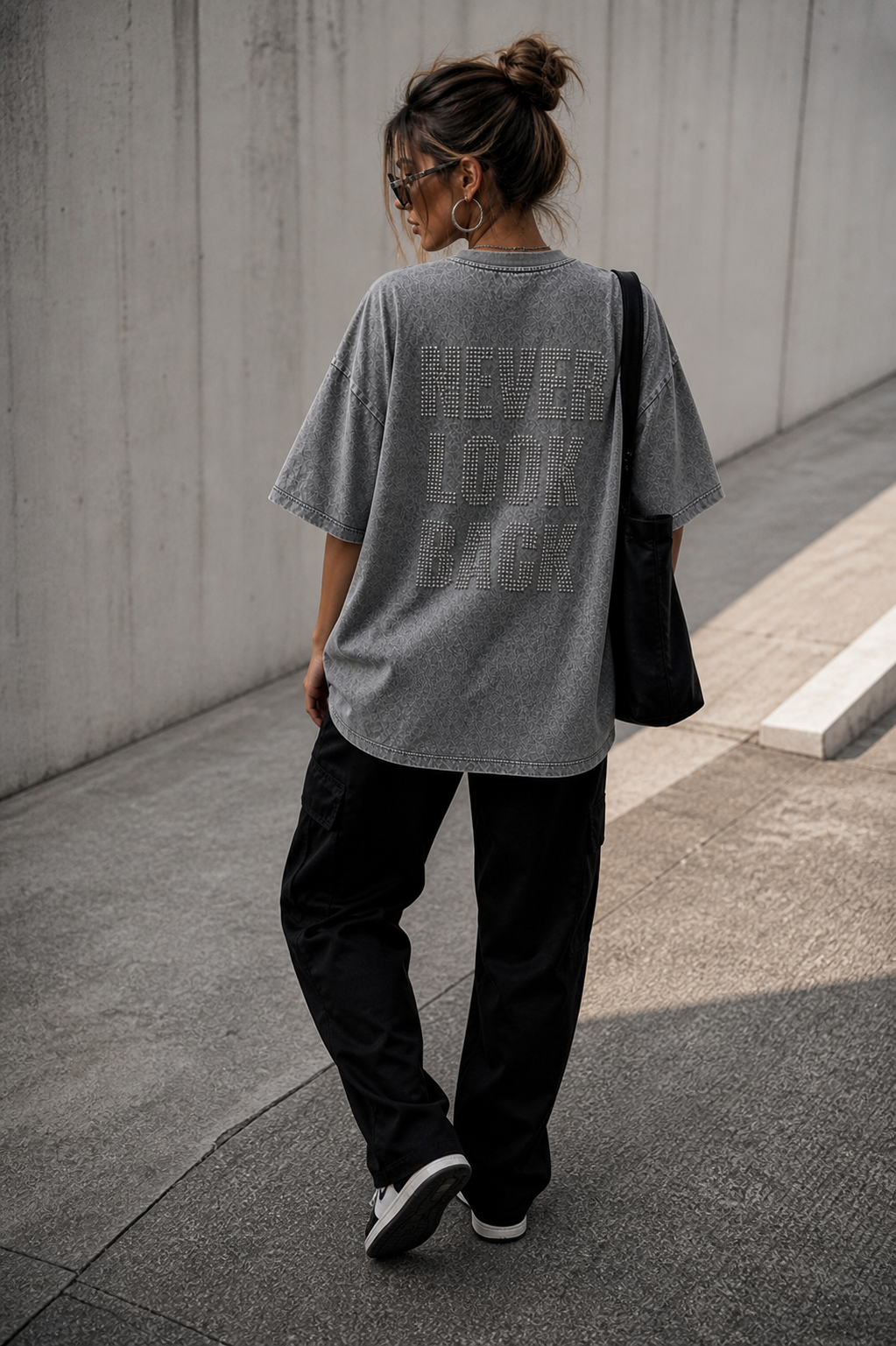OVERSIZE GRAY ACID WASH