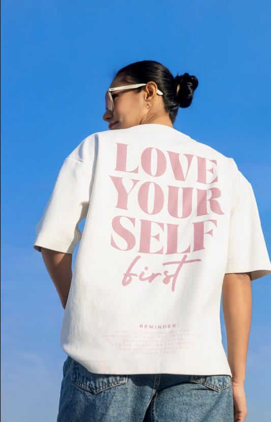 Camiseta Oversize Love Yourself First